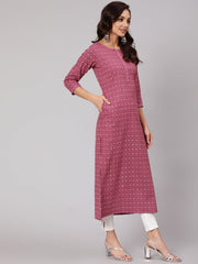 Women Mauve Printed Straight kurta With Three Quarter Sleeves