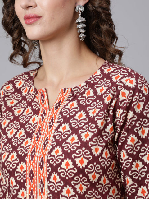 Women Burgundy Printed Straight kurta With Three Quarter Sleeves