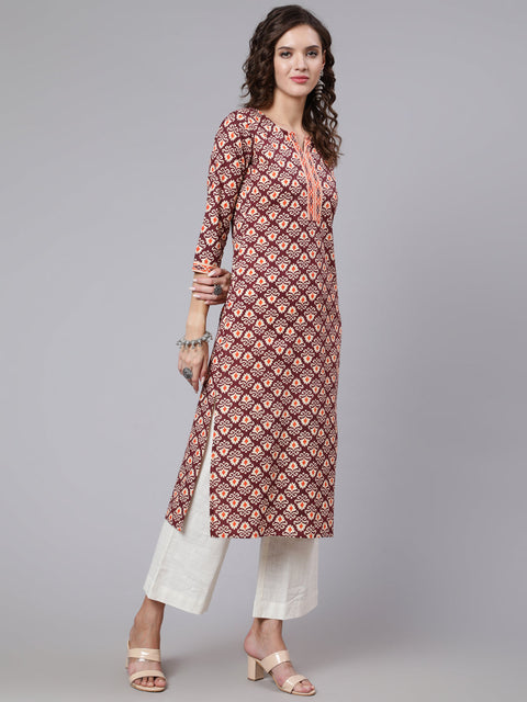 Women Burgundy Printed Straight kurta With Three Quarter Sleeves
