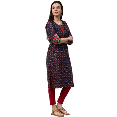 Blue printed 3/4th sleeve cotton kurta with Dori work at yoke