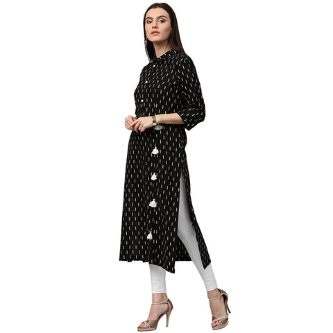 Black printed 3/4th sleeve cotton kurta with tussel work
