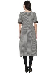 Brown printed half sleeve cotton A-line kurta with yoke design