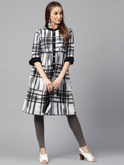 Black check 3/4th sleeve front open kurta