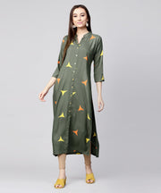 Green printed 3/4th sleeve cotton front open kurta