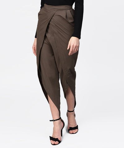Solid black ankle length cotton tulip pant