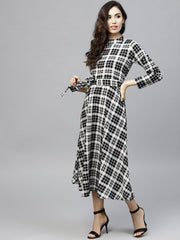 Black & White checked dress with roll collar and 3/4 sleeves