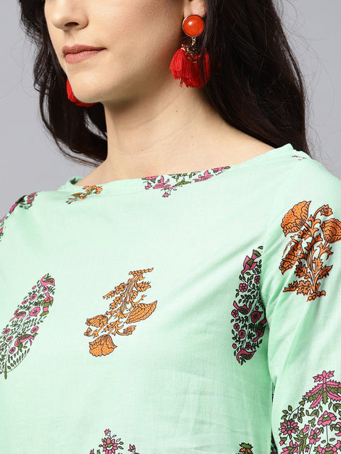 Green printed kurta with boat neck and full sleeves