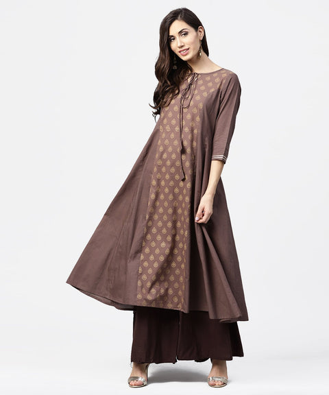 Grey printed 3/4th sleeve A-line cotton kurta with dori work at yoke
