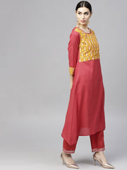 Round neck Red printed 3/4th sleeve cotton kurta set with Printed Masturd Palazzo