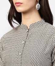 Black zig zag printed 3/4th sleeve cotton kurta with black knee length palazzo