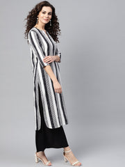 Black & White striped printed 3/4th sleeve cotton kurta