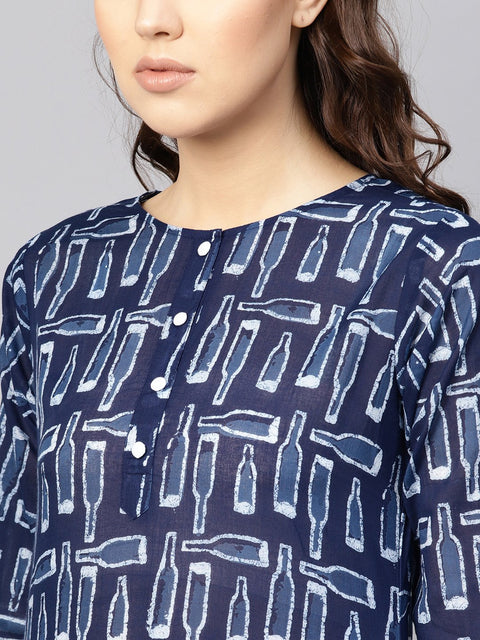 Women Blue & White Printed Straight Kurta