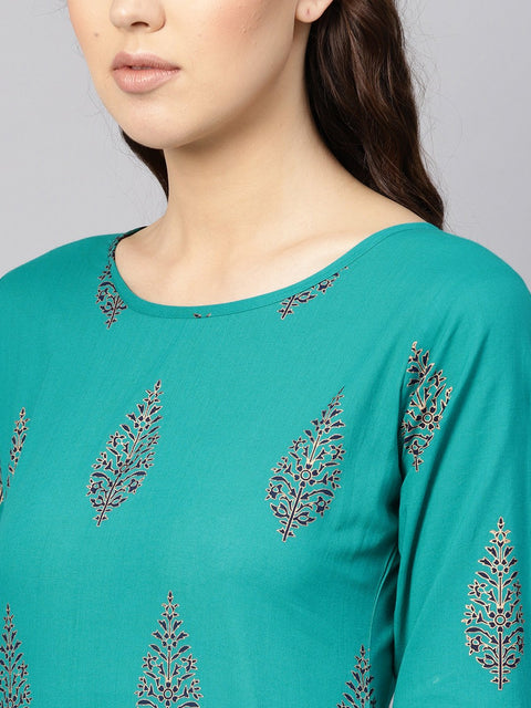 Women Green & Navy Blue Printed Kurta with Skirt