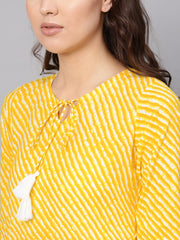 Women Yellow & White Leheriya Print Straight Kurta