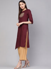 Women Burgundy Yoke Design Straight Kurta