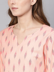 Women Peach-Coloured & Black Ikat Print Straight Kurta