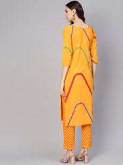 Women Yellow Printed Kurta with Trousers