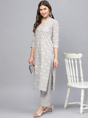 Women Grey & Off-White Printed Kurta with Trousers