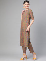 Nayo Women Green & Red Straight Geometric Printed Kurta And Palazzos Set