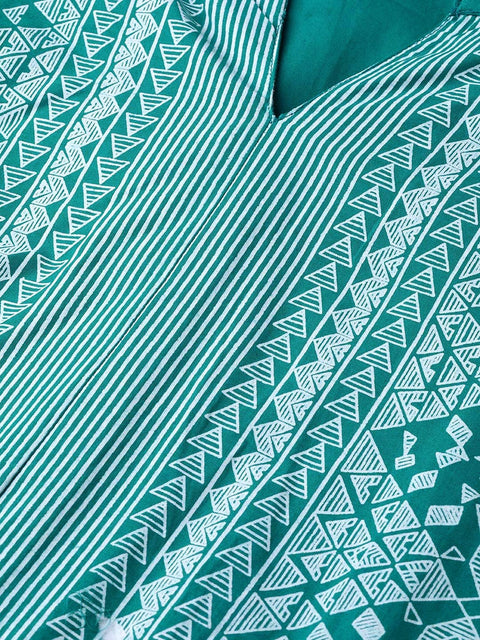 Nayo Women Green & White Tribal Printed Fit and Flare Dress