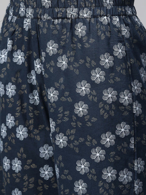 Nayo Women Navy Blue & Blue Straight Floral Printed Kurta And Trousers Set