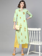 Nayo Nayo Adults-Women Green & Orange Cotton Straight Floral Printed Kurta