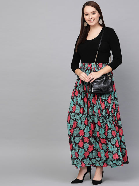 Nayo Women Black & Green Floral Printed Flared Skirt