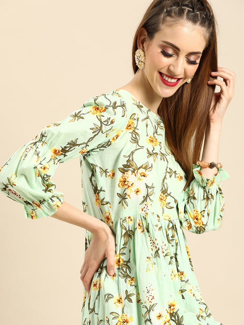 Nayo Women Mint Green Calf Length Three-Quarter Sleeves A-Line Floral Printed Cotton Kurta