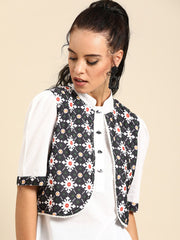 Nayo Women White Calf Length Short Sleeves Straight Solid Cotton Kurta with Jacket