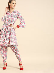 Nayo Women White Three-Quarter Sleeves Flared Kurta Set