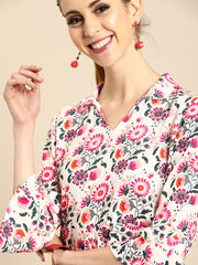 Nayo Women White Three-Quarter Sleeves Flared Kurta Set