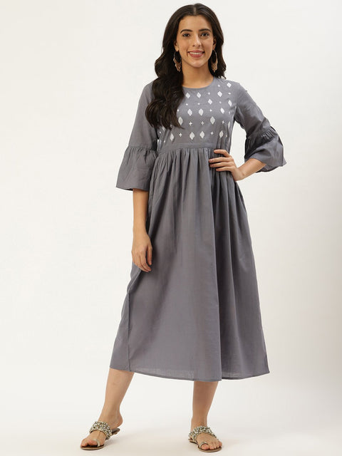 Women Grey Solid Solid Round Neck Cotton A-Line Dress