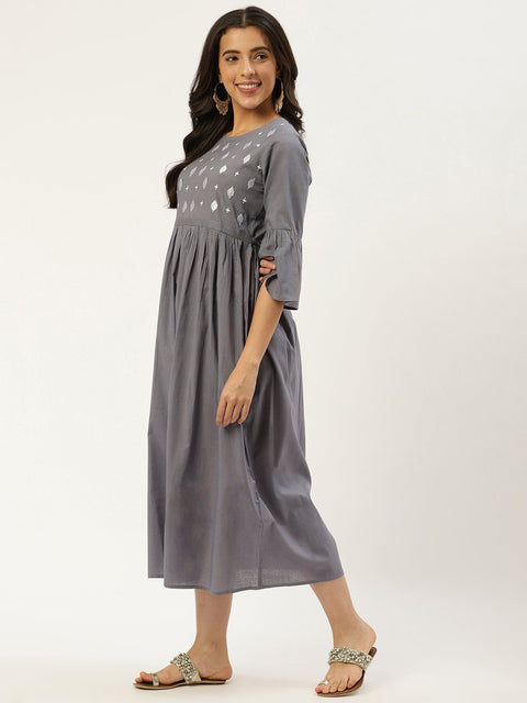 Women Grey Solid Solid Round Neck Cotton A-Line Dress