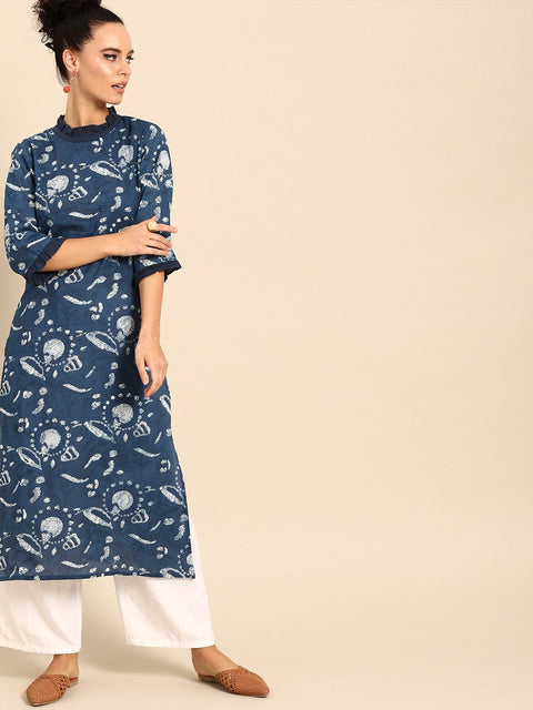 Women Blue Printed Straight Kurta With Three Quarter Sleeves