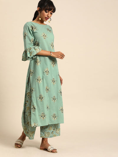 Nayo Women Pistachio Green Three-Quarter Sleeves Printed Straight Pure Cotton Kurta with Palazzo