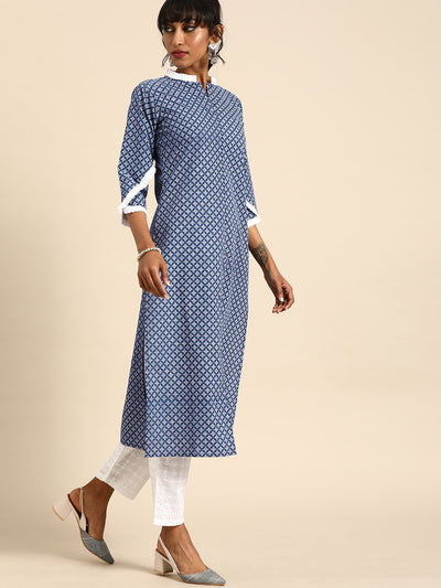 Nayo Women Indigo Blue Calf Length Three-Quarter Sleeves Straight Ethnic Motifs Printed Cotton Kurta