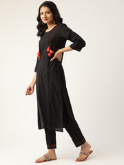 Women Black & Pink Solid Kurta with Trousers & Dupatta