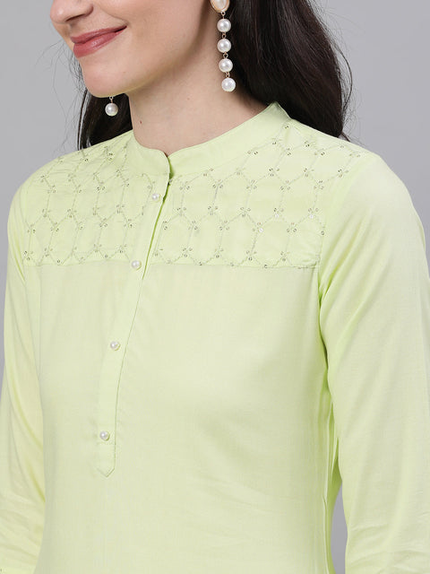 Women Lime Green Calf Length Three-Quarter Sleeves Straight Solid Solid Viscose Rayon Kurta