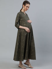 Women Grey & Off-White Printed Maternity Dress with Three Quarter Sleeves