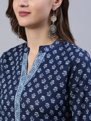 Women Indigo Blue Printed Straight Kurta With Three Quarter Sleeves