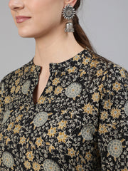 Women Black & Cream Floral Printed Kurta With Three Quarter Sleeves