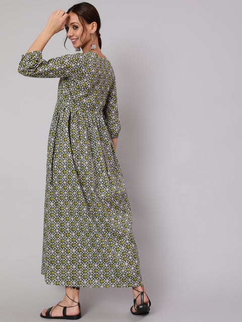Women Grey Abstrac Printed Gathered Dress With Three Quarter Sleeves