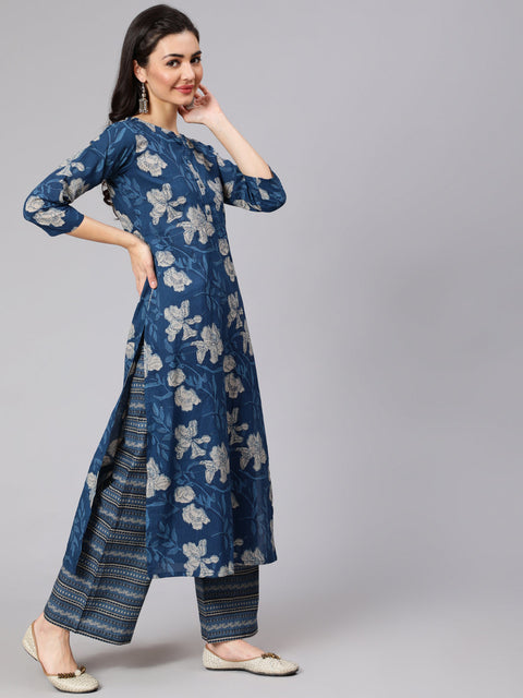 Women Blue Floral Printed Straight Kurta With Three Quarter Sleeves