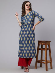 Women Blue Printed straight kurta with three quarter sleeves