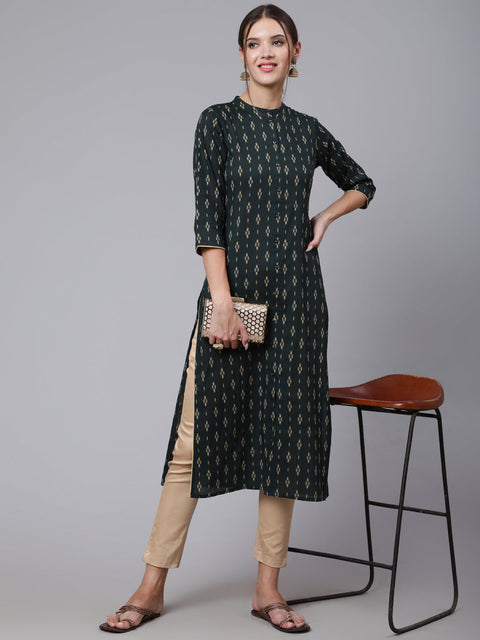 Women Green Printed Straight Kurta With Three Quarter Sleeves