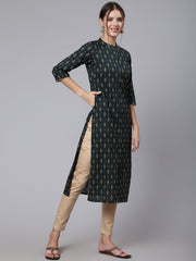 Women Green Printed Straight Kurta With Three Quarter Sleeves