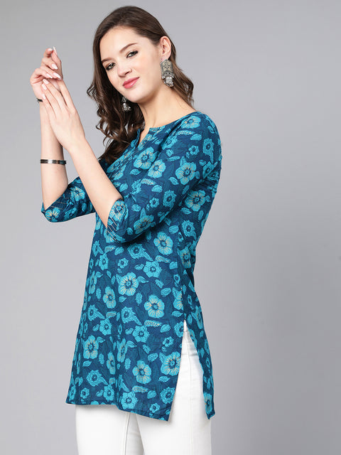 Women Blue Floral Printed Straight Tunic With Three Quarter Sleeves