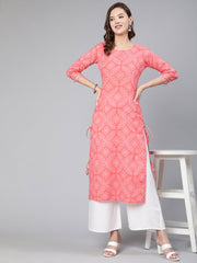 Women Pink Bandhani Printed Straight Kurta With Three Quarter Sleeves
