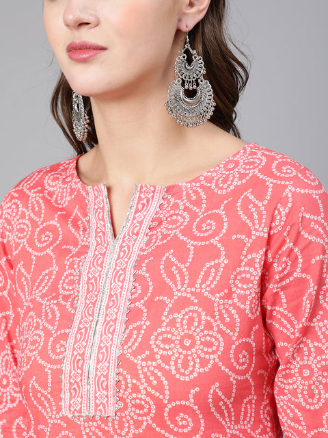Women Pink Bandhani Printed Straight Kurta With Three Quarter Sleeves