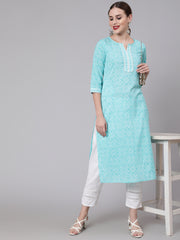 Women Aqua Blue Bandhani Printed Straight Kurta With Three Quarter Sleeves